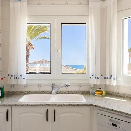 Villa Mit Meerblick In