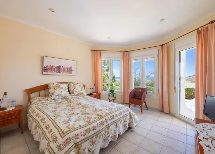 Villa Mit Meerblick In *